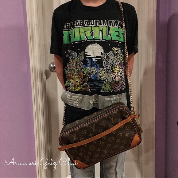 🍒Authentic Compiegne 26 converted to crossbody - Picture 3 of 8